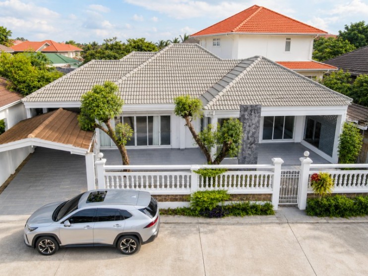 sampleprop