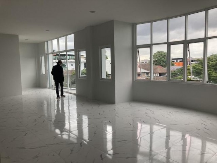 sampleprop