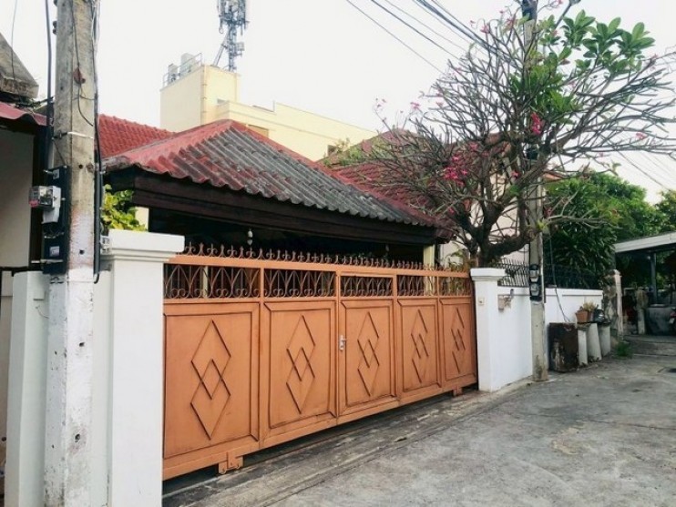 sampleprop